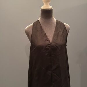 Linen blend dress for women.  Size S.  Sleeveless & v-neck.  Black.